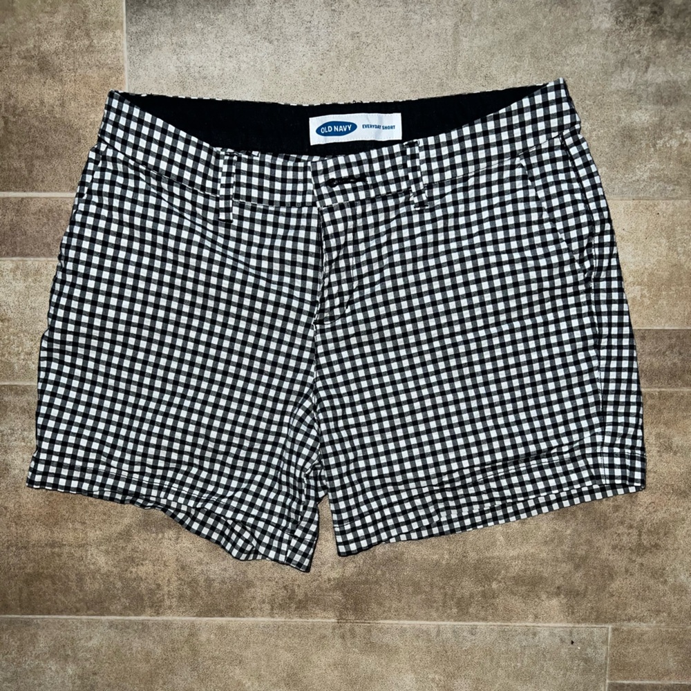 Old navy everyday short in checkered